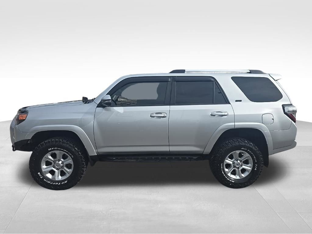 Used 2021 Toyota 4Runner SR5 Premium image 6