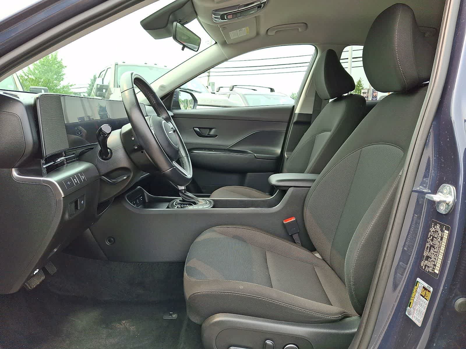 Used 2025 Hyundai Kona SEL AWD/4WD image 15