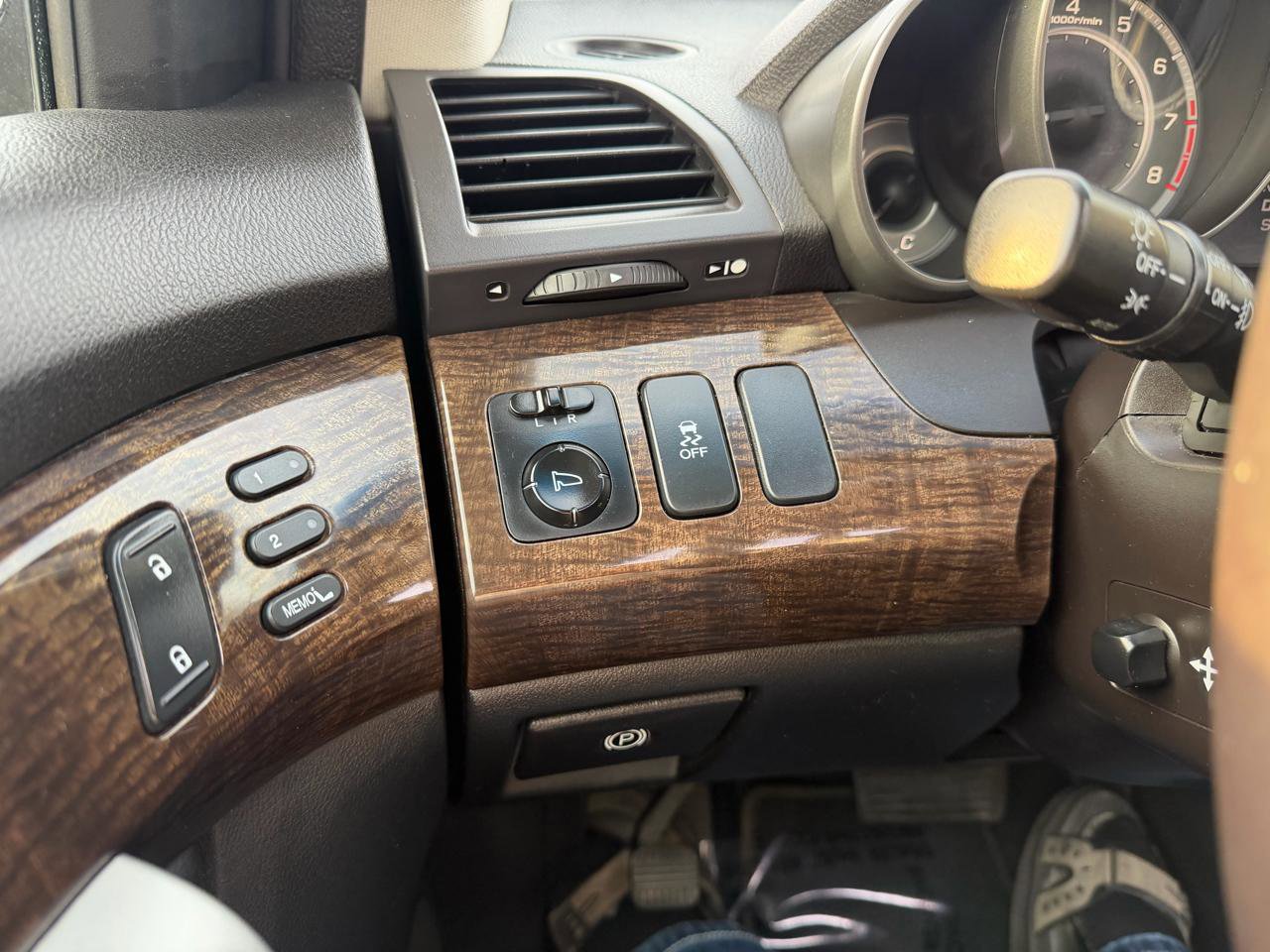 Used 2010 Acura MDX w/ Technology Package image 12