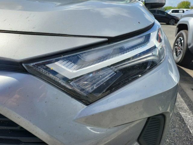 Used 2024 Toyota RAV4 XLE image 10