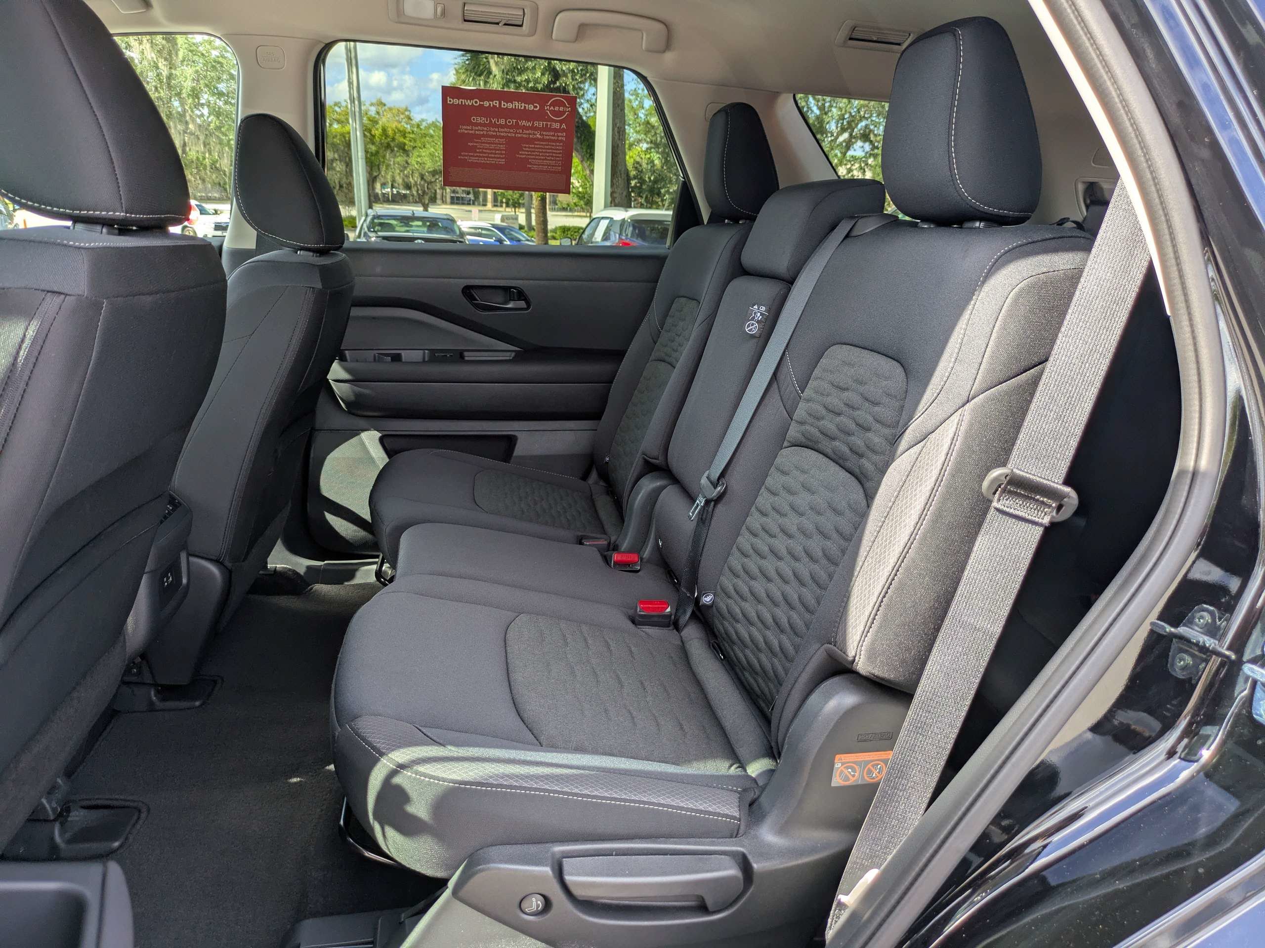 Certified 2025 Nissan Pathfinder SV AWD/4WD image 15