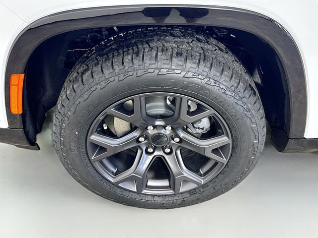 New 2026 Jeep Grand Wagoneer 4WD image 37