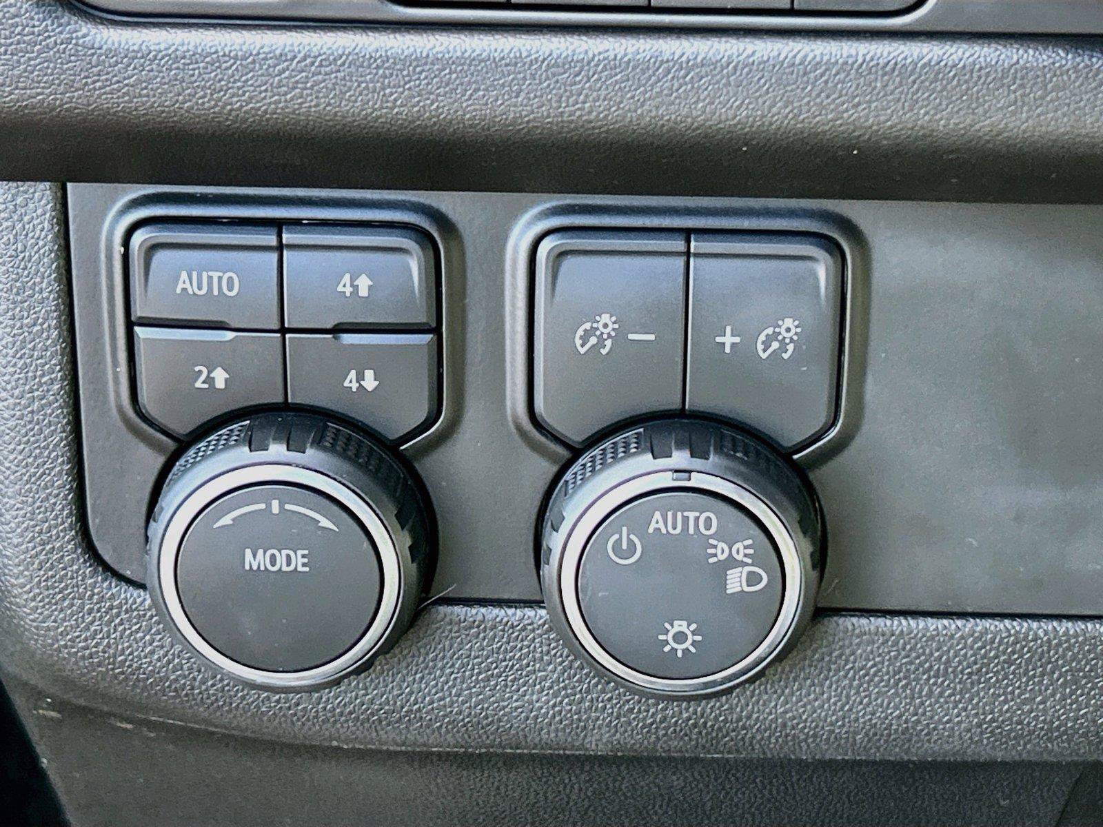 Used 2023 Chevrolet Tahoe High Country AWD/4WD image 38