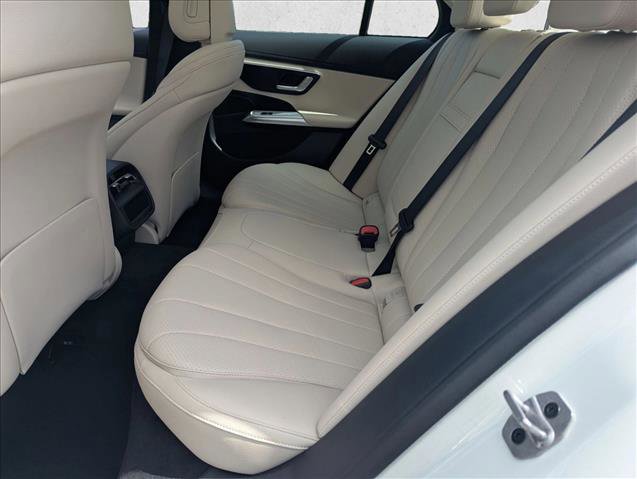 New 2026 Mercedes-Benz E 350 4MATIC Sedan image 14