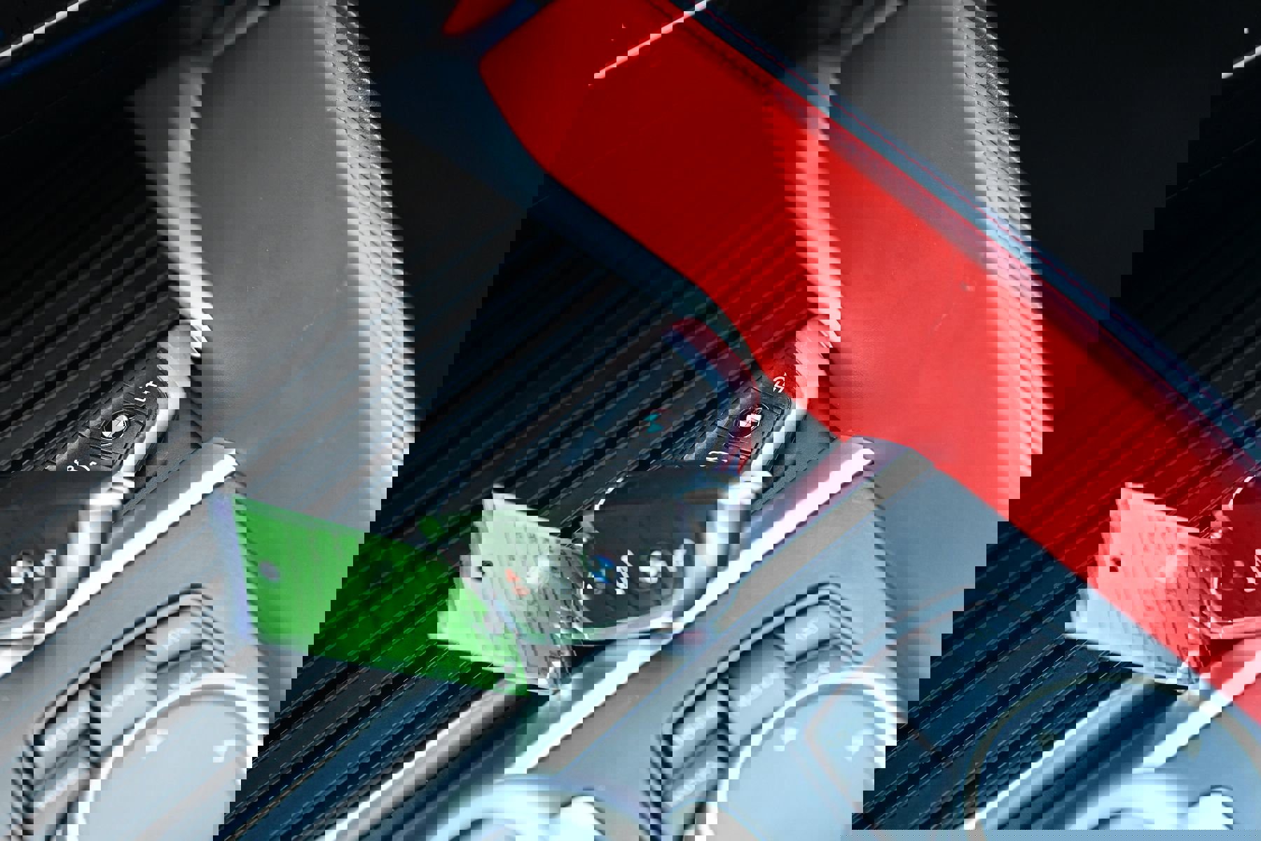 Used 2015 BMW X6 M image 33