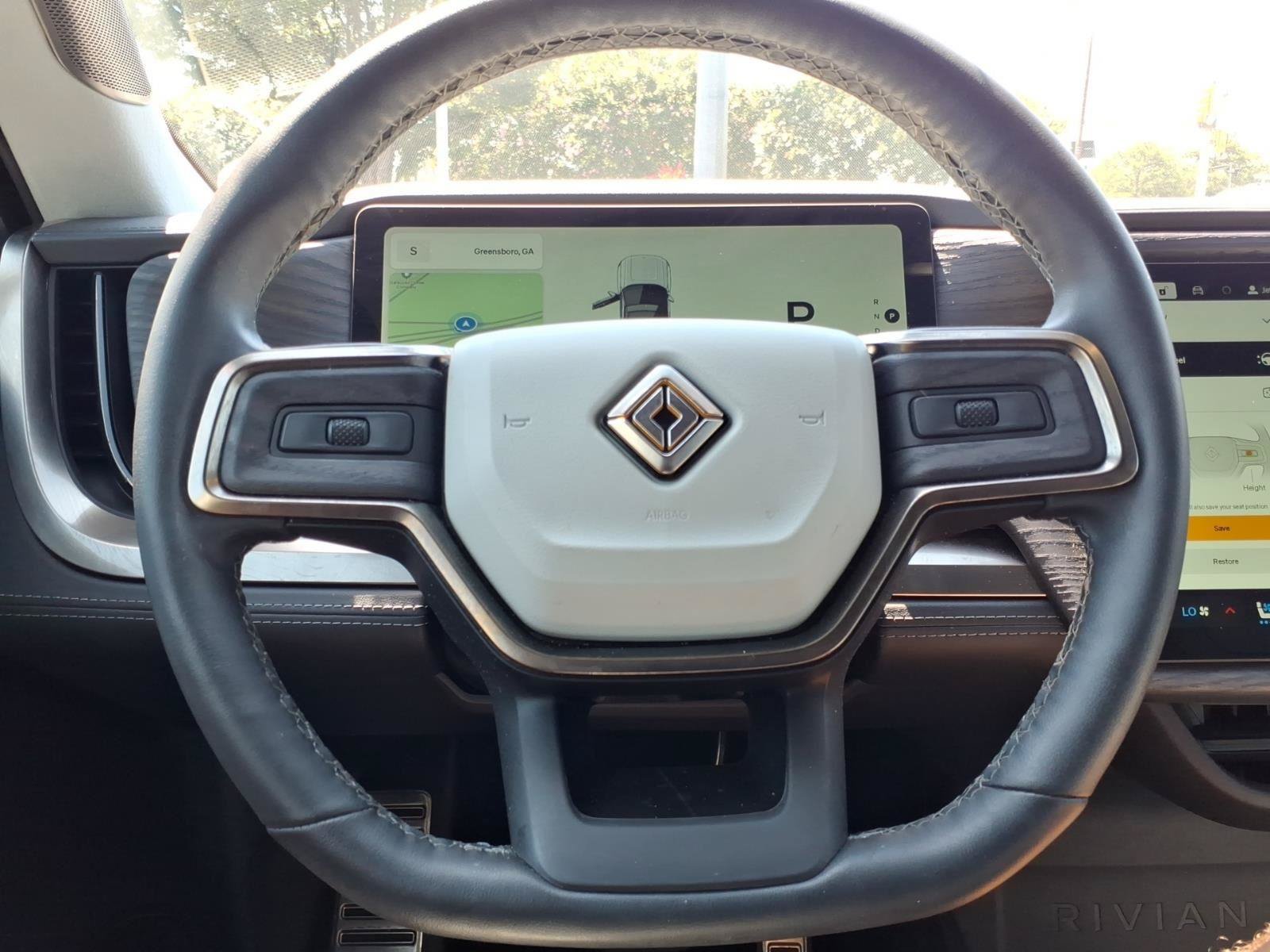 Used 2024 Rivian R1S Adventure AWD/4WD image 24