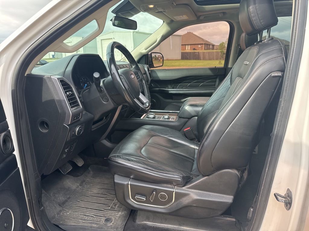 Used 2019 Ford Expedition Platinum AWD/4WD image 11
