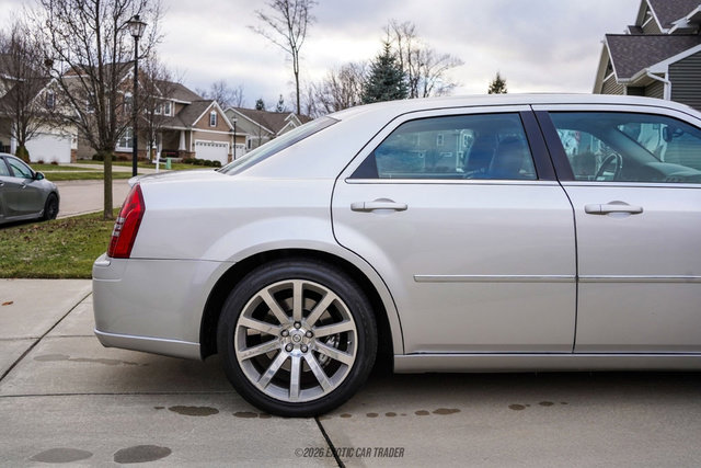 Used 2006 Chrysler 300 SRT8 w/ SRT Option Group II image 10