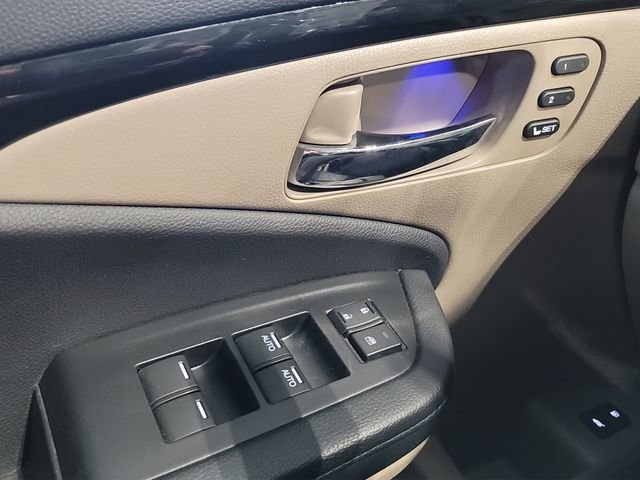 Used 2017 Honda Pilot Touring image 18