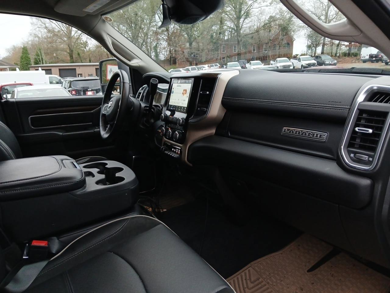 Used 2024 RAM 2500 Laramie w/ Safety Group AWD/4WD image 10