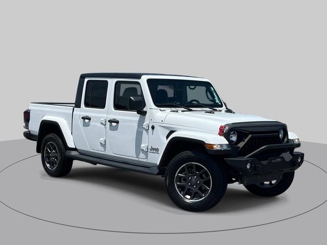 Used 2021 Jeep Gladiator Overland w/ Trailer Tow Package AWD/4WD image 1