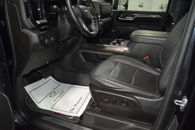 Certified 2024 Chevrolet Silverado 2500 LTZ w/ LTZ Premium Package image 44