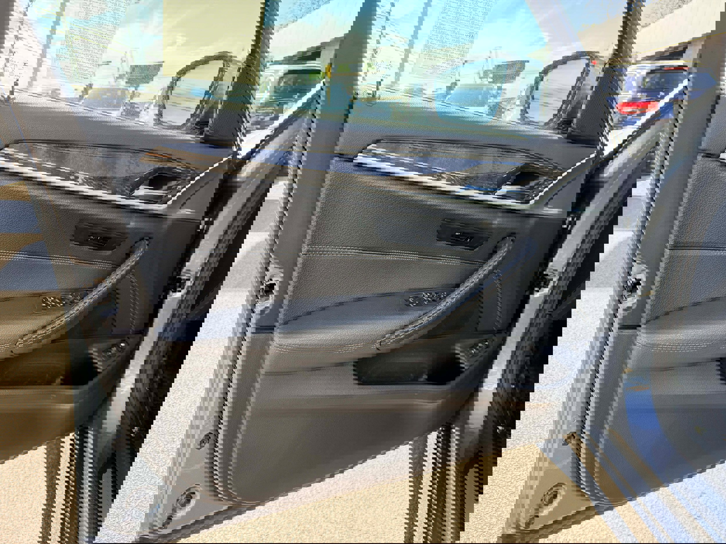 Used 2019 BMW 530e xDrive 530e xDrive iPerformance image 9