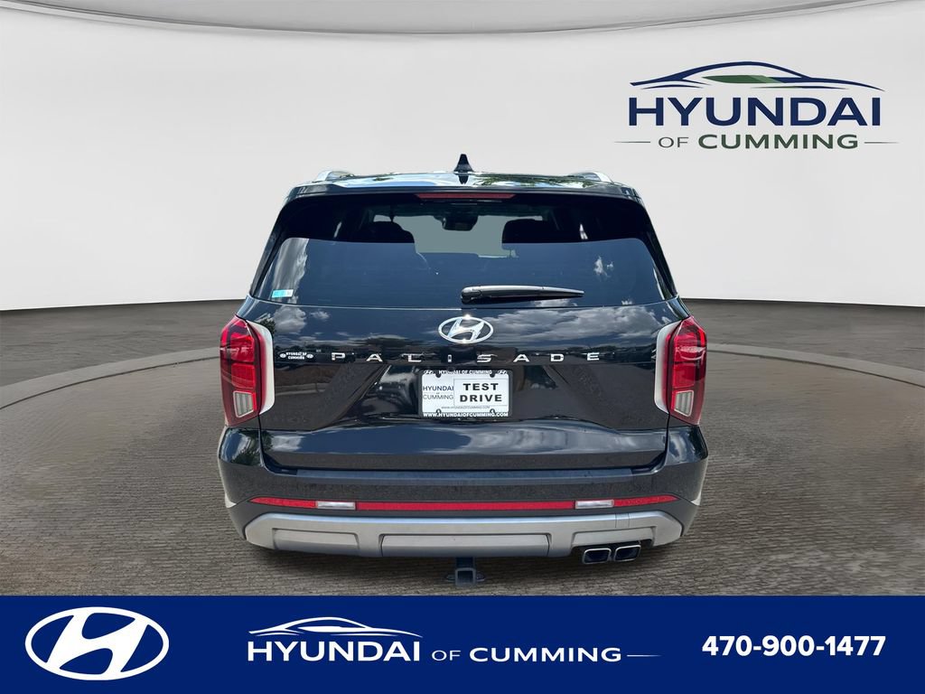 Used 2023 Hyundai Palisade Limited FWD image 7