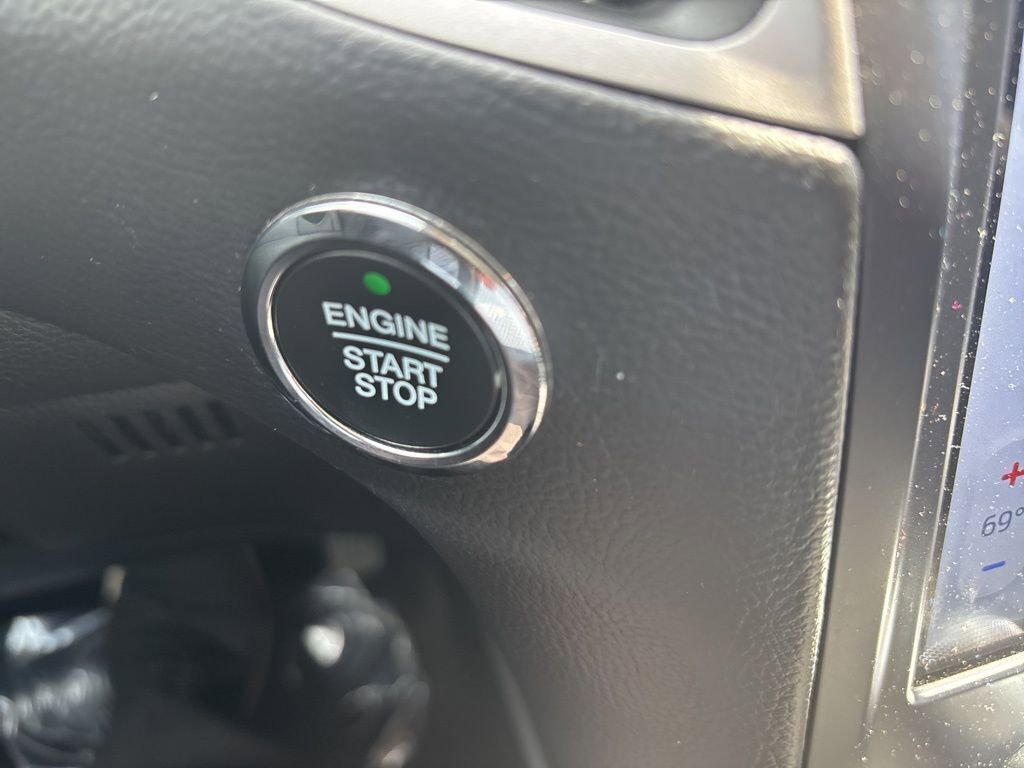 Used 2023 Ford Edge SEL image 29