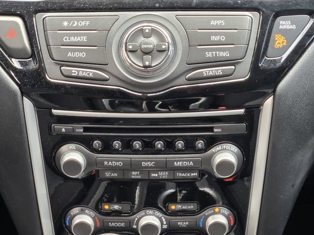 Used 2020 Nissan Pathfinder S image 21