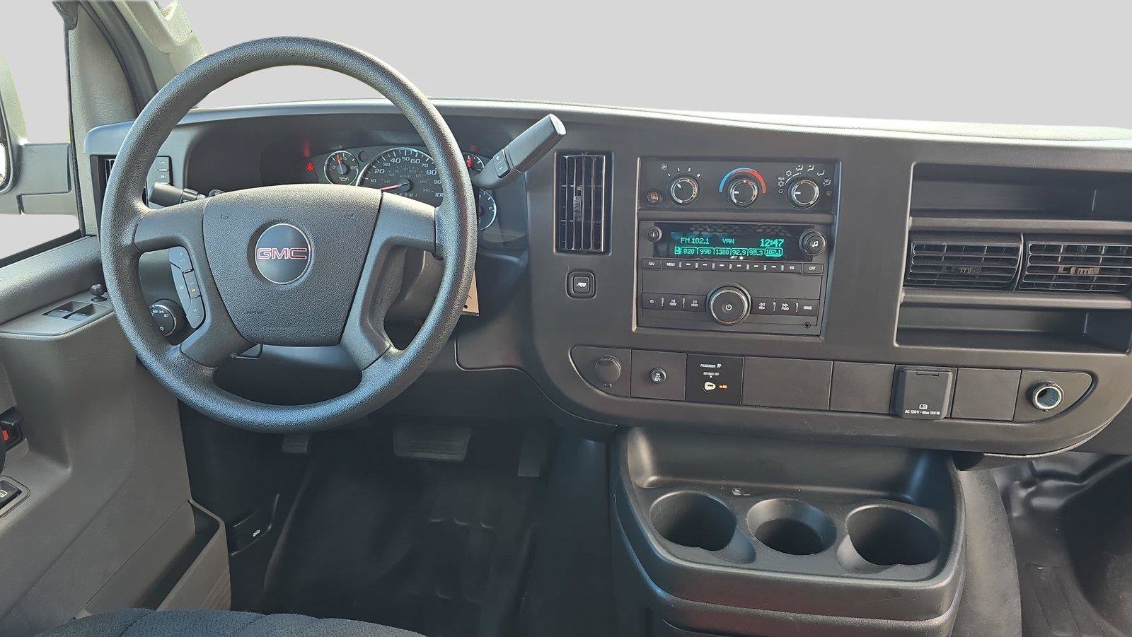 Used 2025 GMC Savana 2500 w/ Driver Convenience Package RWD image 9
