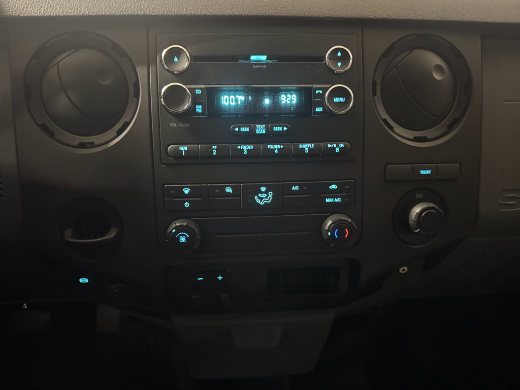 Used 2015 Ford F350 XL w/ Power Equipment Group image 25