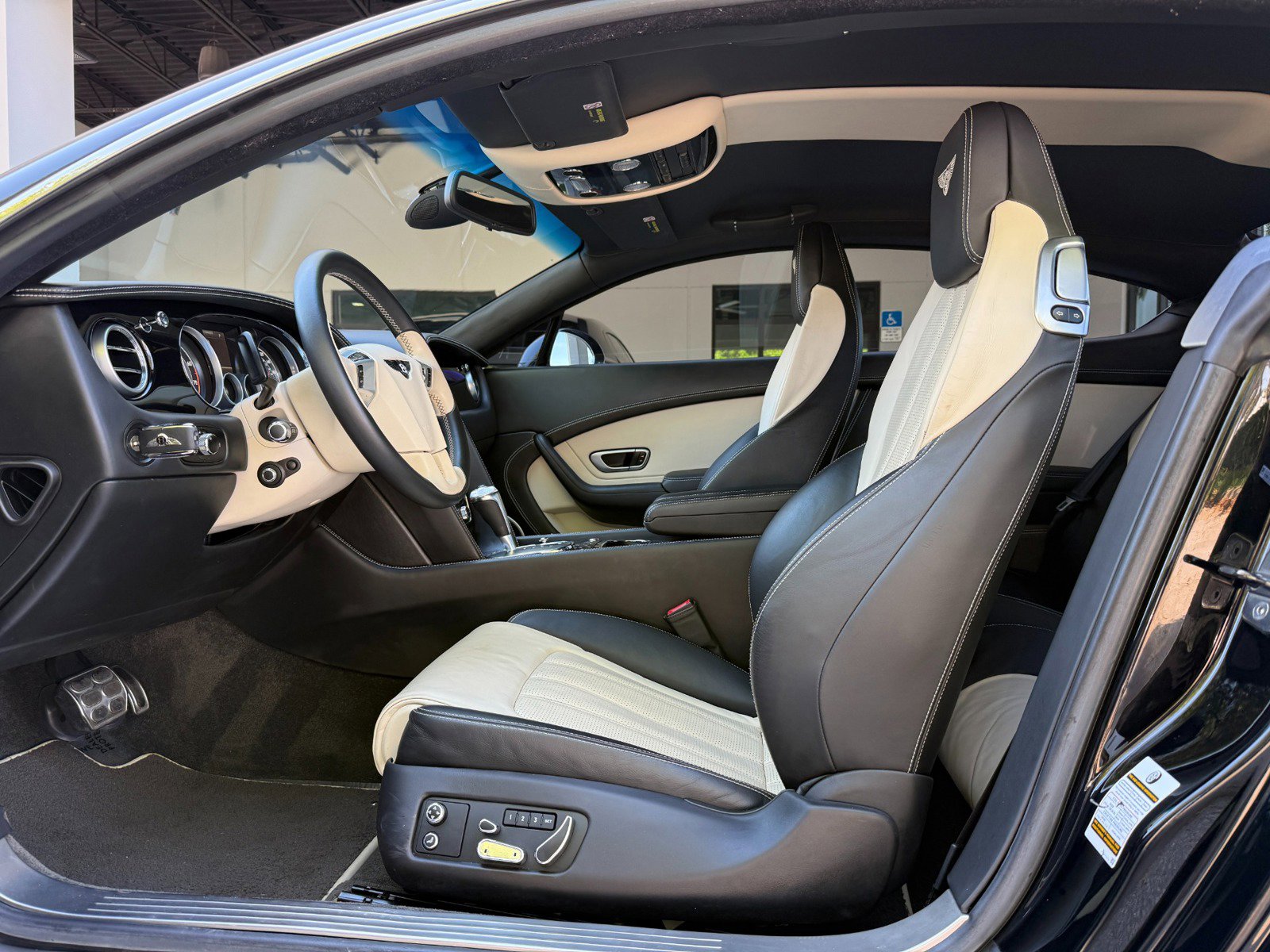 Used 2015 Bentley Continental GT V8 S image 20