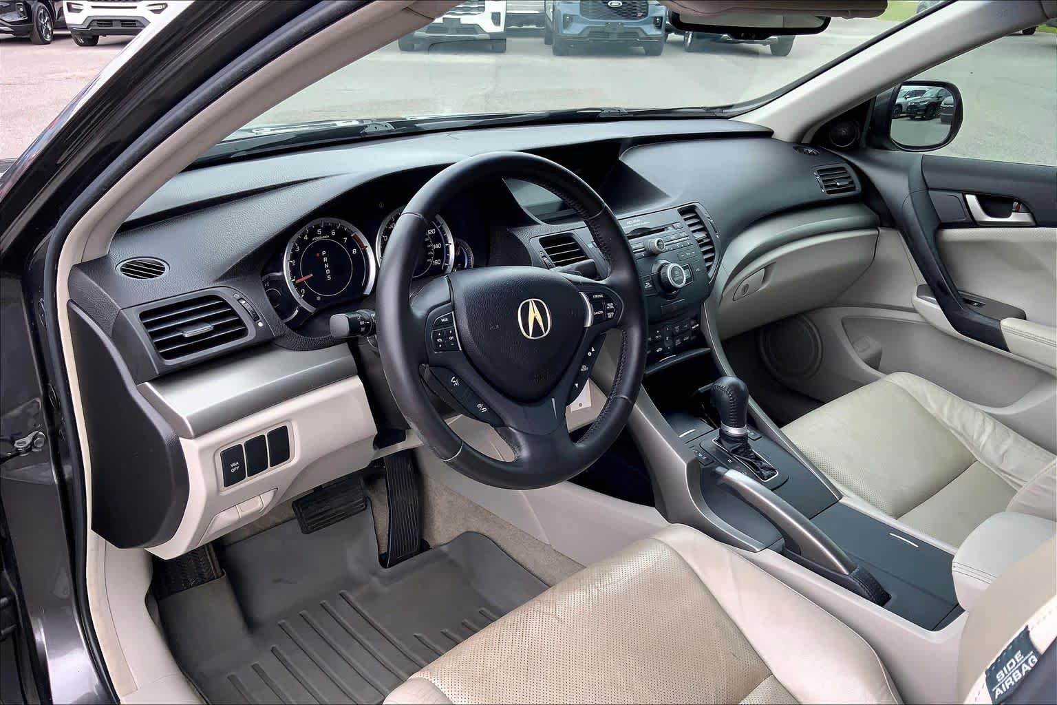 Used 2010 Acura TSX Sedan image 16