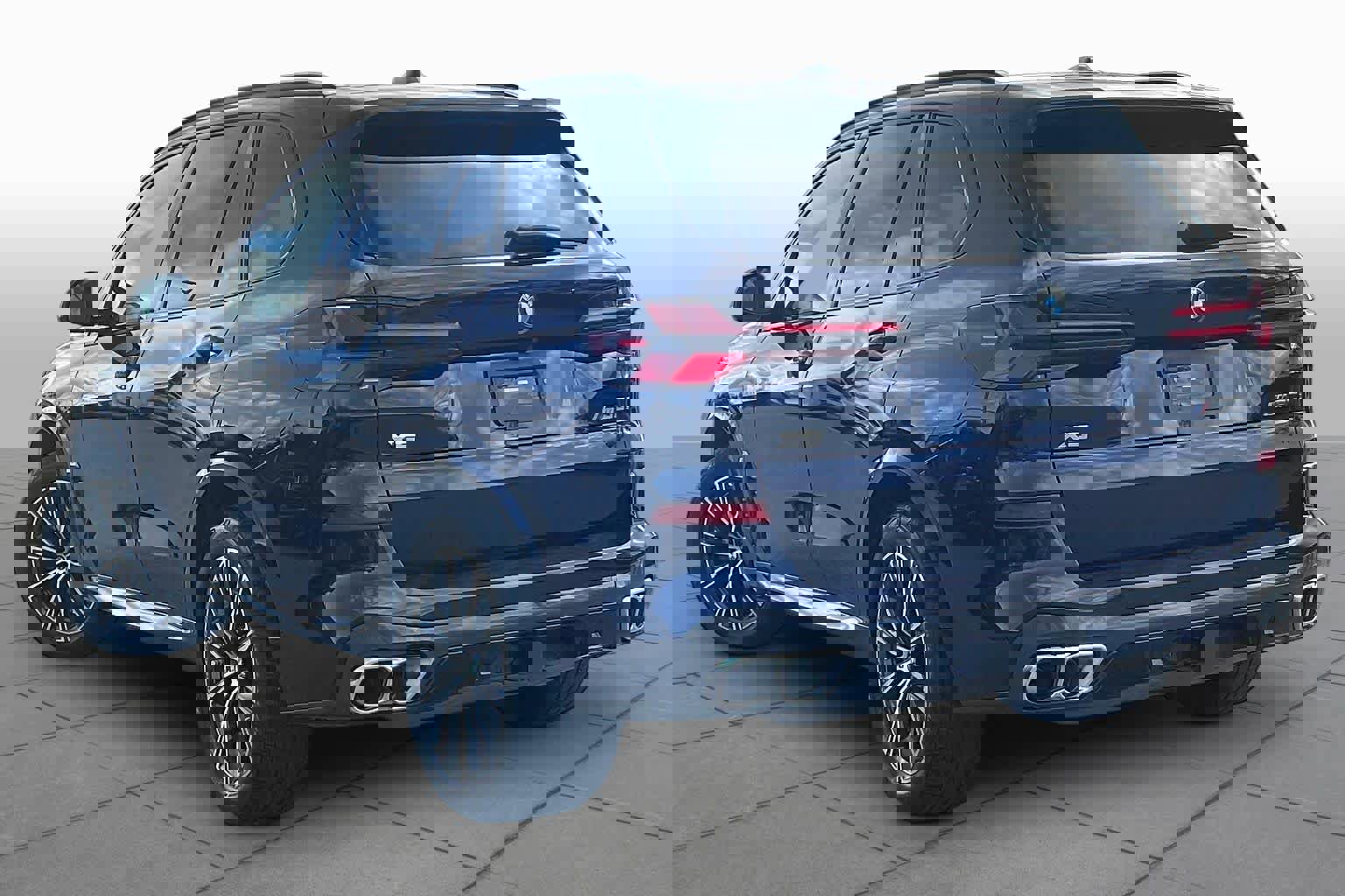 Certified 2024 BMW X5 M60i w/ Executive Package AWD/4WD image 11