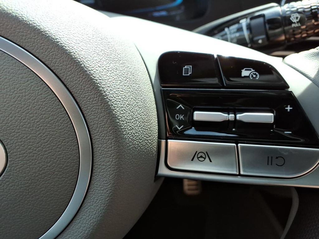 New 2026 Hyundai Elantra Sport FWD image 19