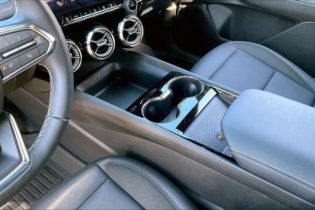 Used 2025 Chevrolet Blazer EV LT image 13