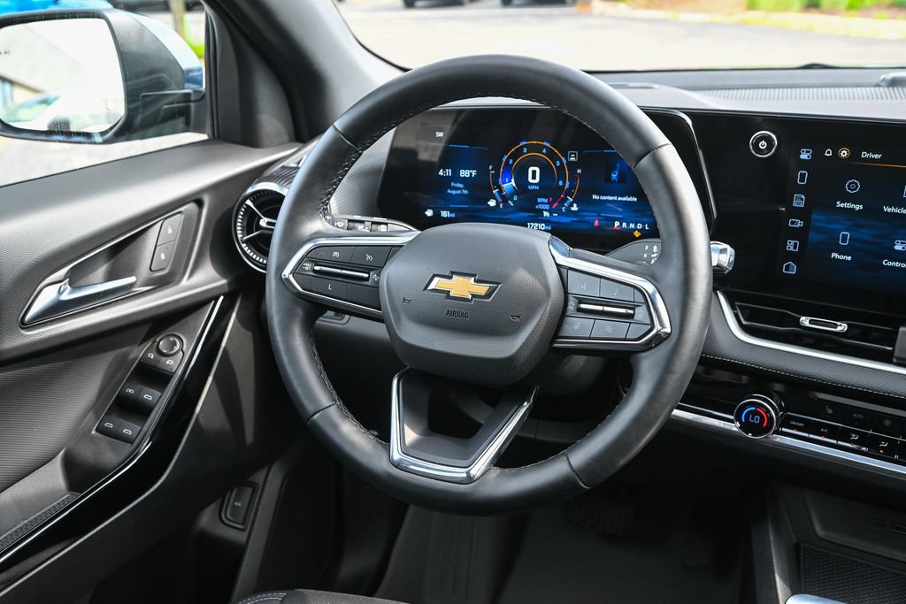 Used 2025 Chevrolet Equinox LT w/ Convenience Package II FWD image 31