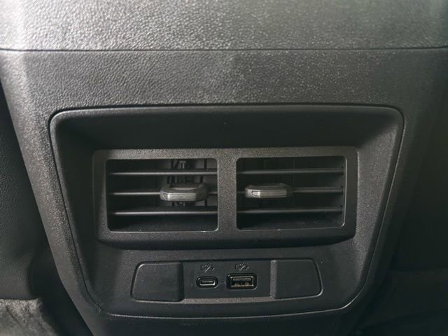 Used 2024 Chevrolet Colorado LT w/ LT Convenience Package III image 20