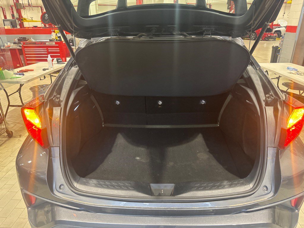 Used 2021 Toyota C-HR XLE FWD image 44