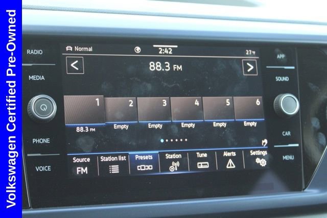 Used 2024 Volkswagen Taos SE image 36