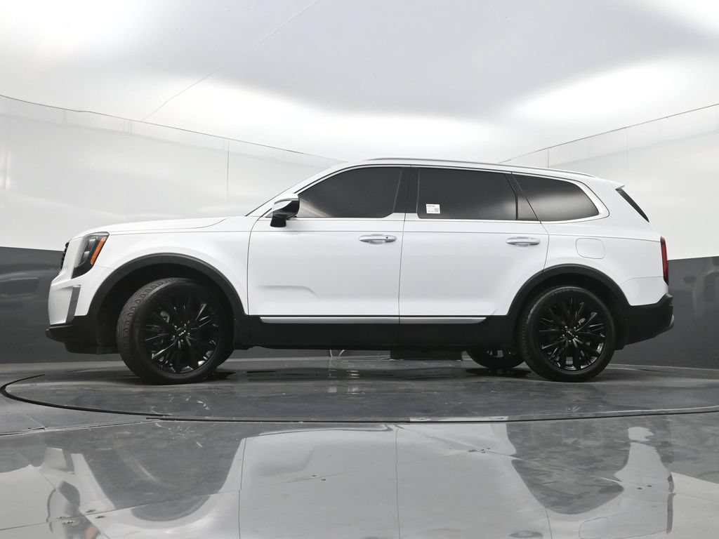 Used 2022 Kia Telluride SX w/ Towing Package FWD image 33