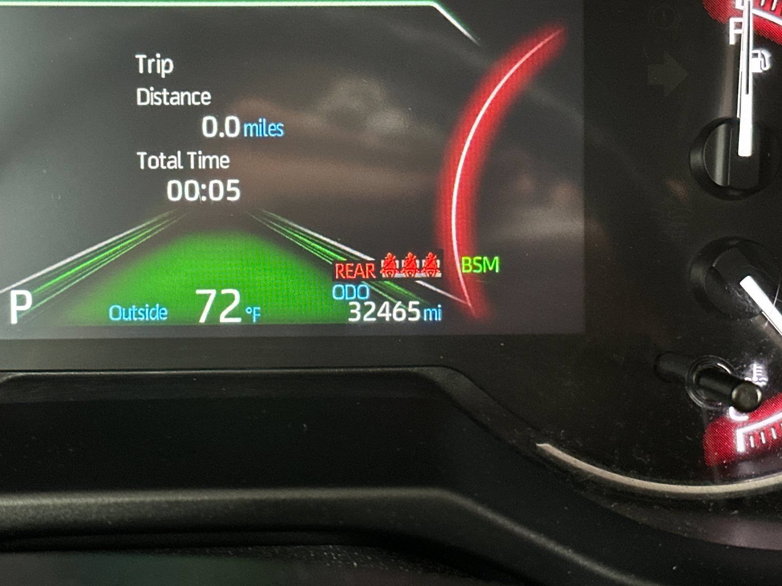 Used 2025 Toyota RAV4 XLE FWD image 25
