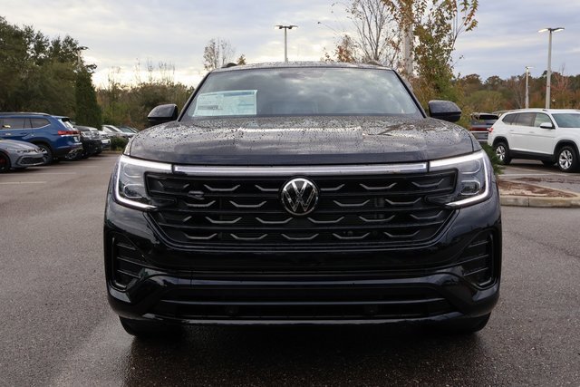 New 2026 Volkswagen Atlas Cross Sport SEL R-Line image 2