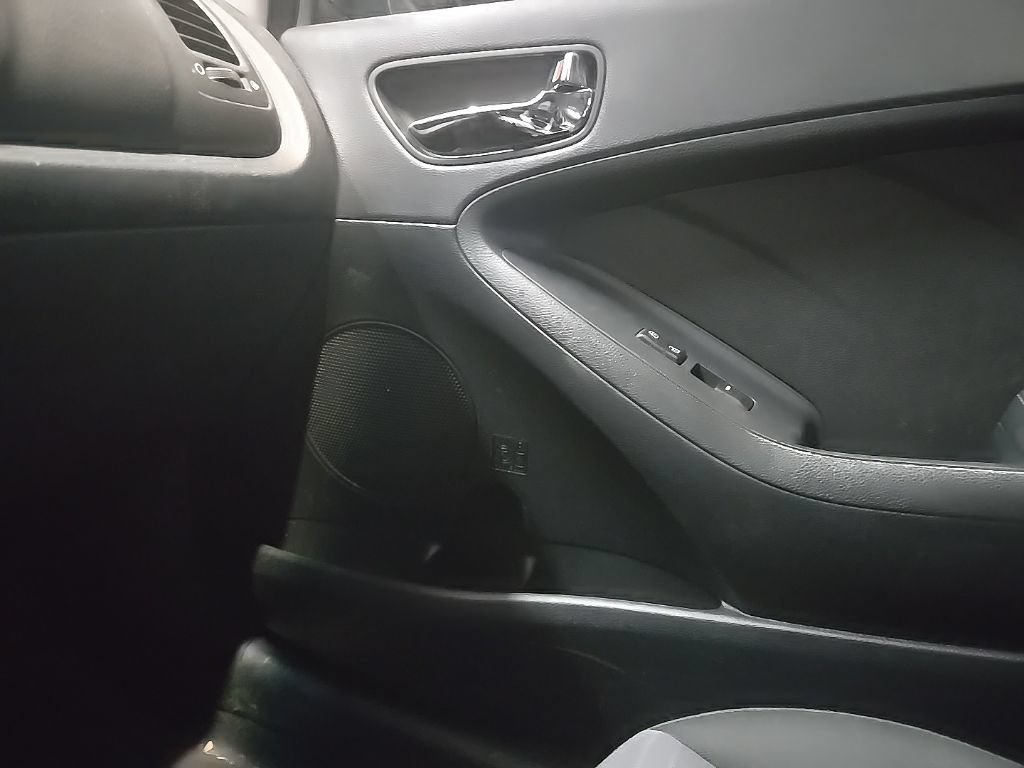 Used 2016 Kia Forte LX w/ LX Popular Package FWD image 24