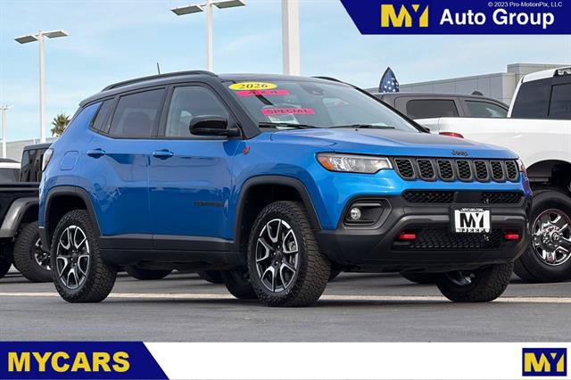 Used 2026 Jeep Compass Trailhawk w/ Sun, Sound & Navigation Group AWD/4WD image 1
