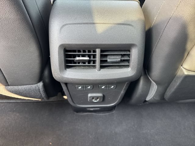 Used 2024 GMC Terrain Denali w/ Denali Premium Package AWD/4WD image 22