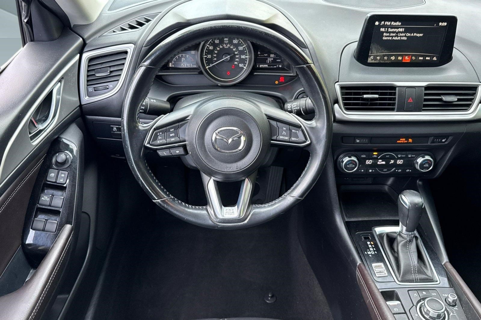 Used 2017 MAZDA MAZDA3 Touring FWD image 29
