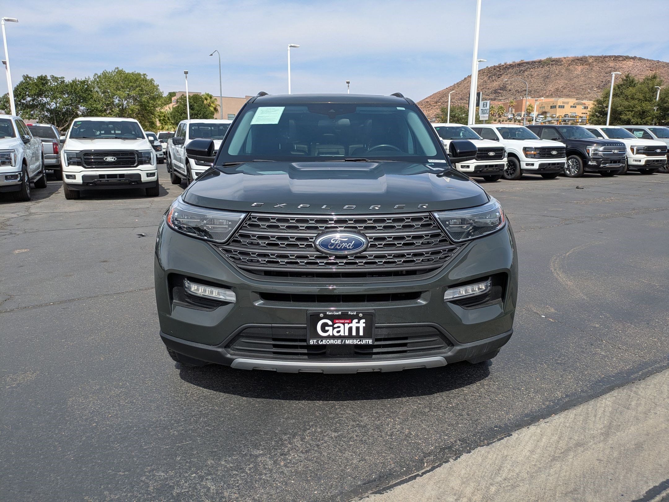 Used 2022 Ford Explorer XLT w/ Equipment Group 202A AWD/4WD image 9