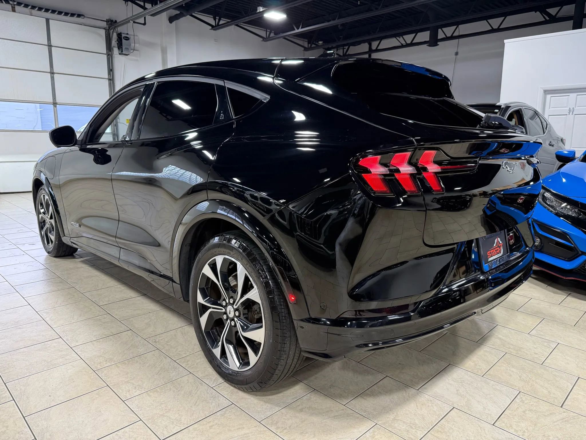Used 2022 Ford Mustang Mach-E Premium image 6