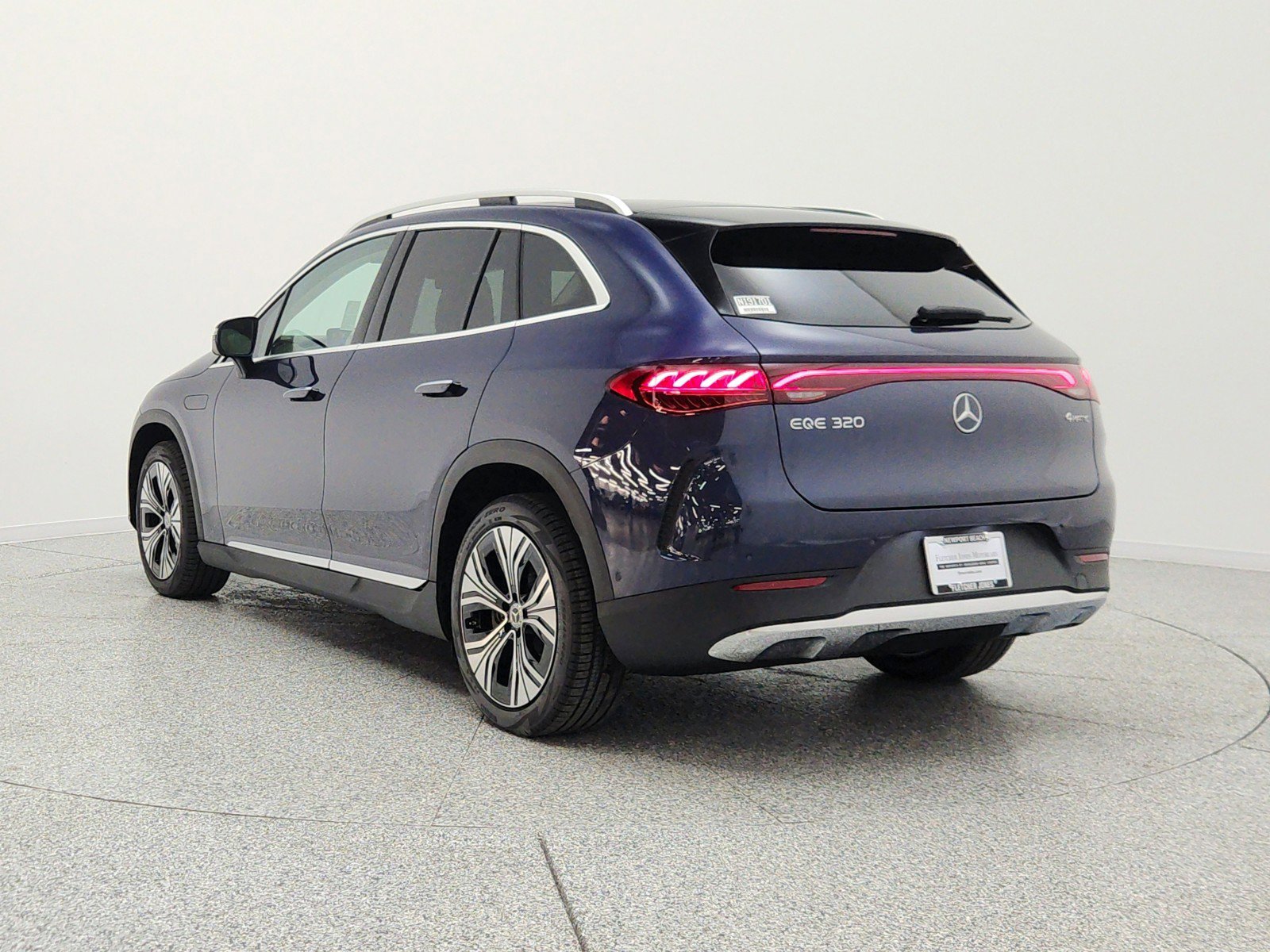 New 2026 Mercedes-Benz EQE 320 4MATIC SUV image 7