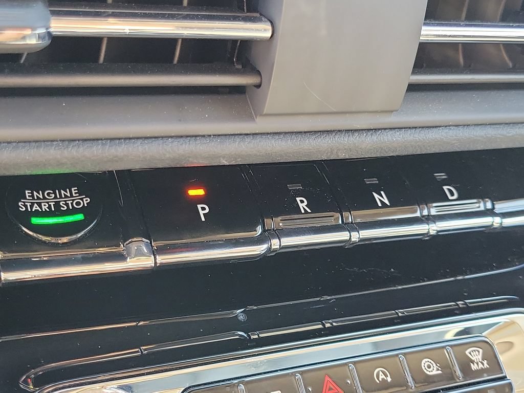 Used 2023 Lincoln Corsair FWD image 27