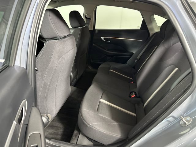 Used 2025 Hyundai Sonata SE FWD image 25
