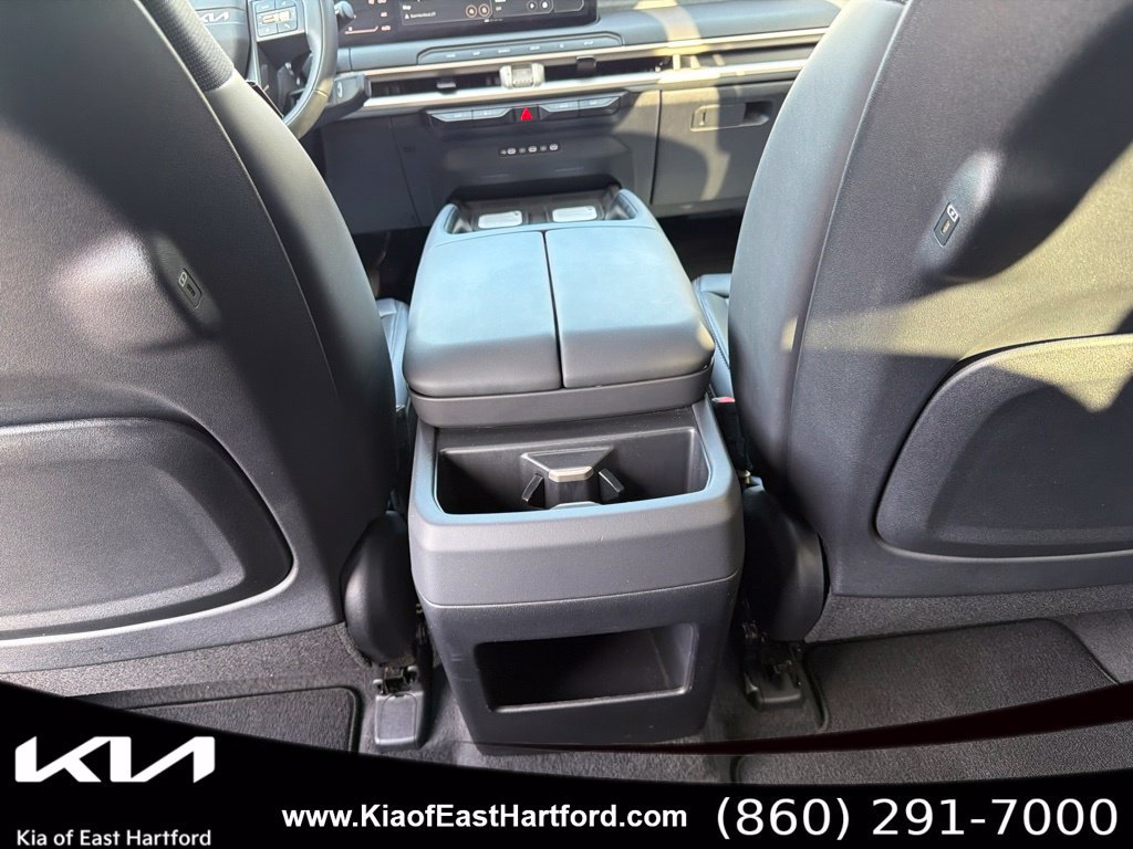 Used 2027 Kia Telluride S w/ Towing Package AWD/4WD image 21