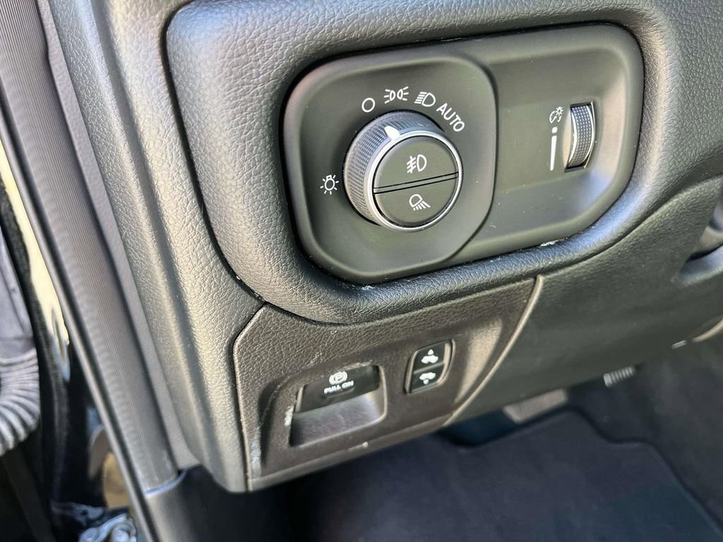 Used 2022 RAM 1500 Lone Star image 31