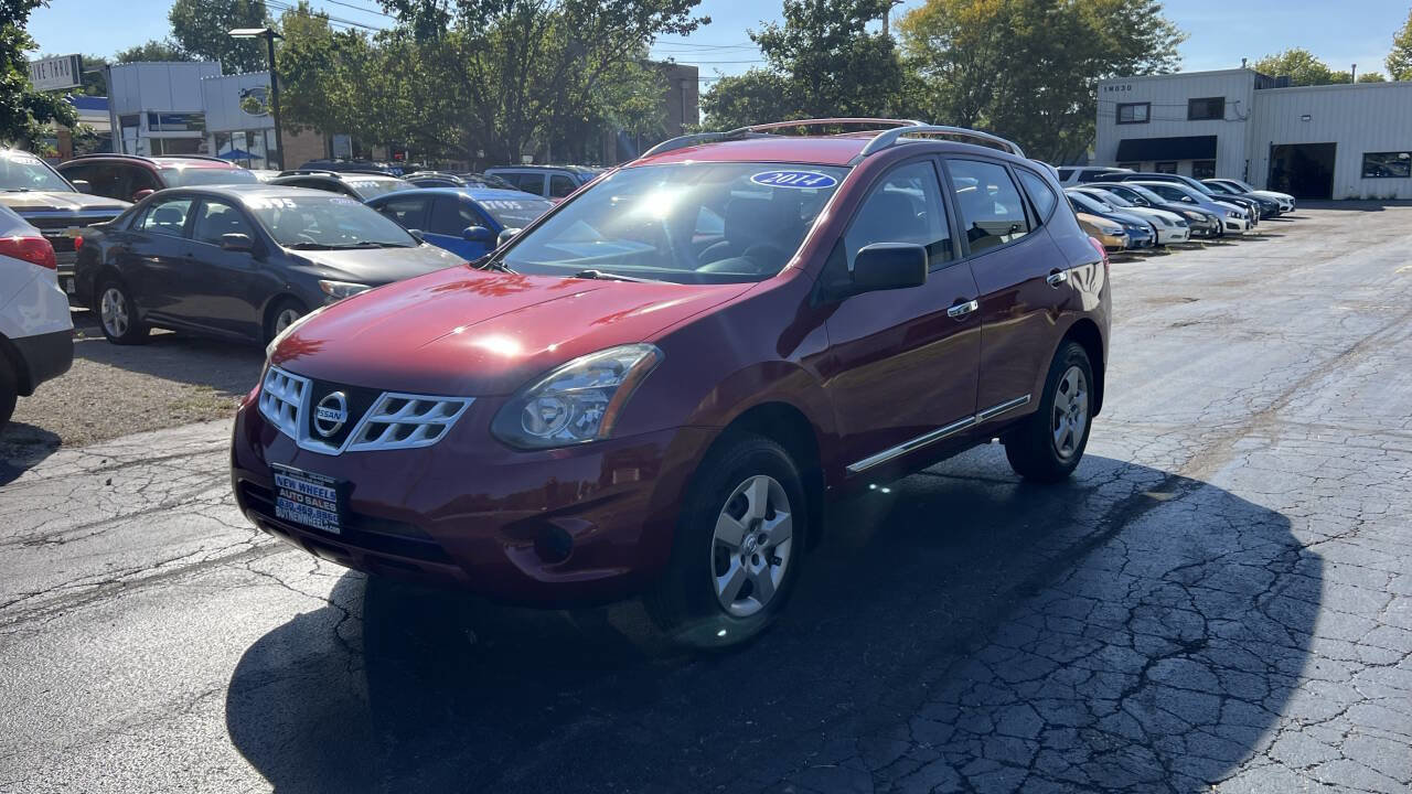 Used 2014 Nissan Rogue S w/ Convenience Package
