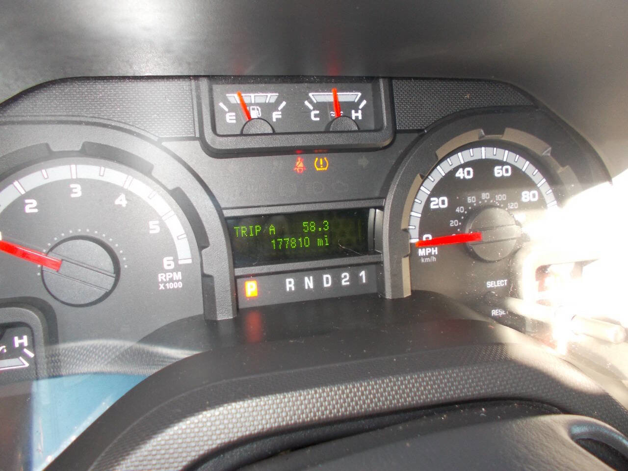 Used 2014 Ford E-250 and Econoline 250 w/ Power Group image 14