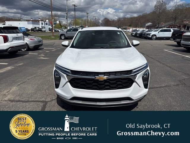 New 2026 Chevrolet Trax LT FWD image 3