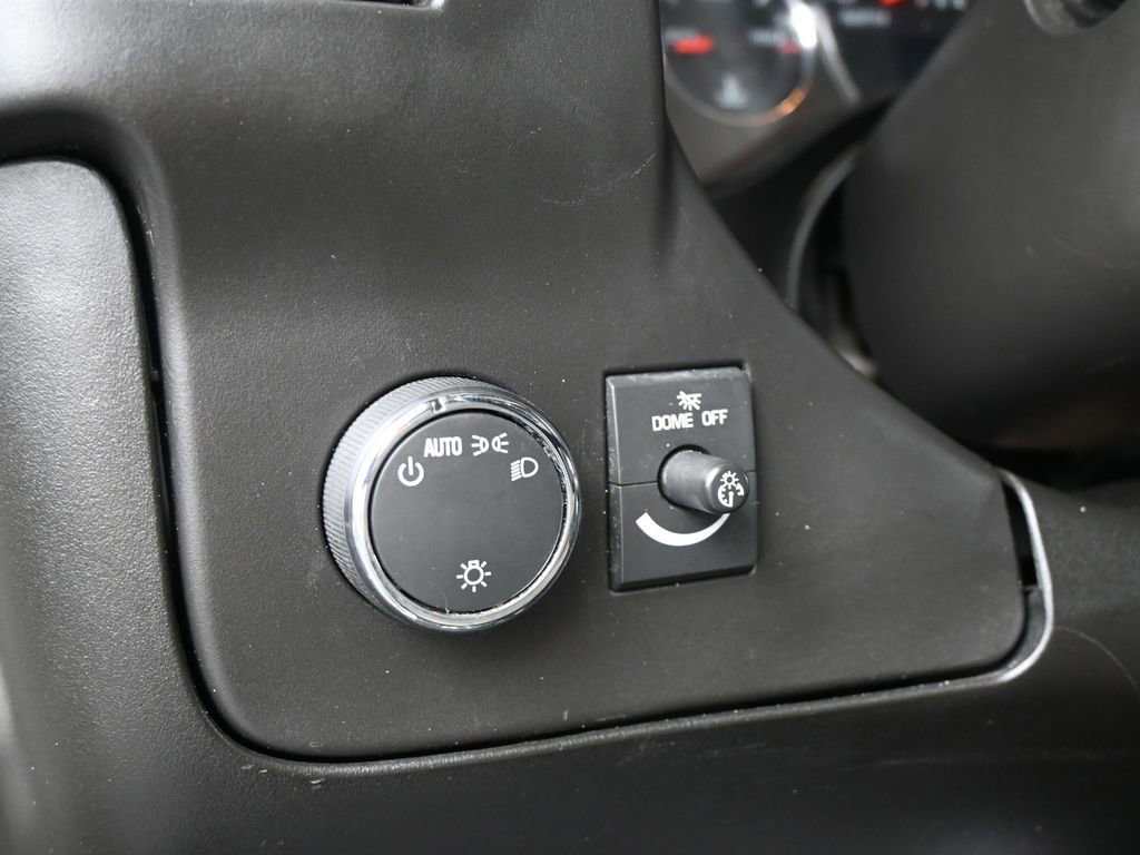 Used 2019 Chevrolet Express 2500 image 15