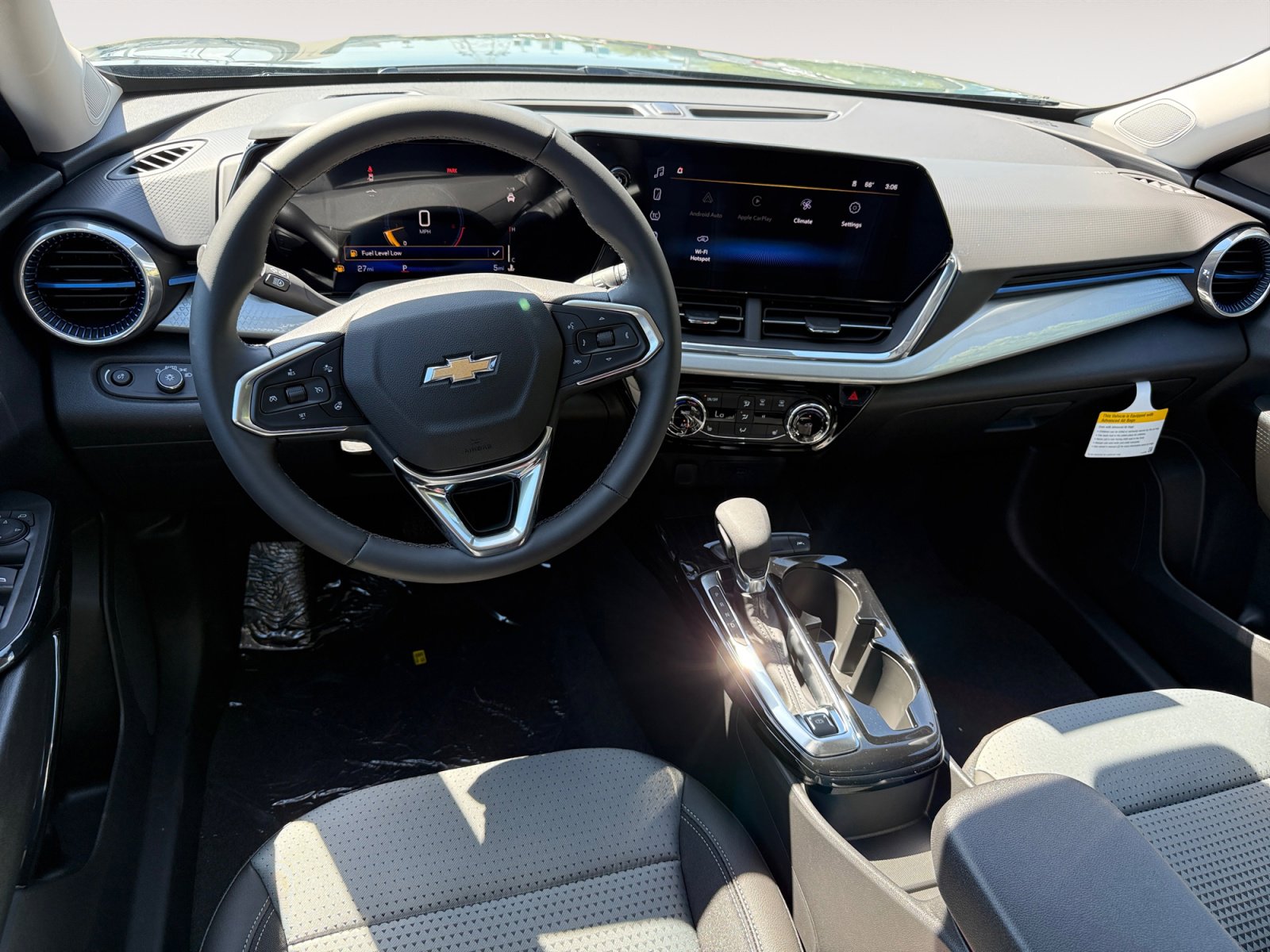 New 2026 Chevrolet Trax LT w/ Driver Confidence Package FWD image 15